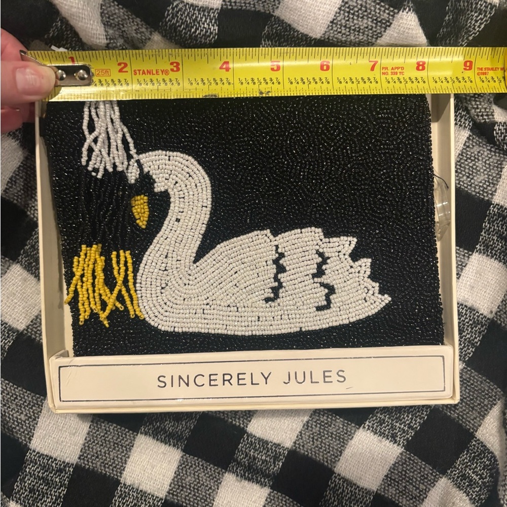 Sincerely Jules Black Swan Beaded wristlet - Picture 3 of 4